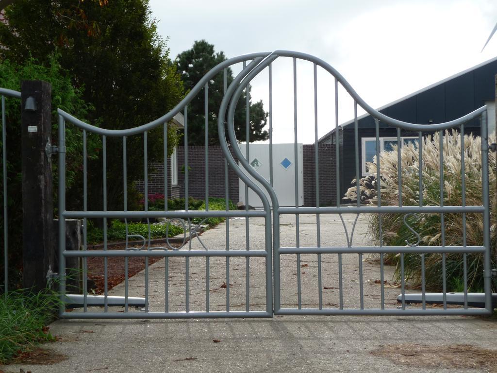 B&B “Te Warskip Bij Blokvis” Medemblik Bilik gambar