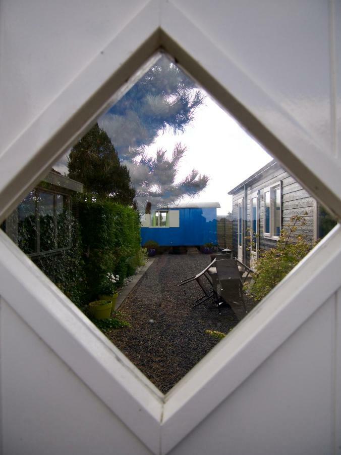 B&B “Te Warskip Bij Blokvis” Medemblik Luaran gambar