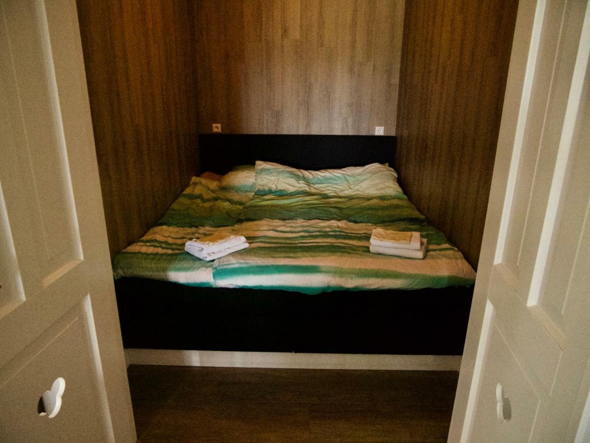 B&B “Te Warskip Bij Blokvis” Medemblik Luaran gambar